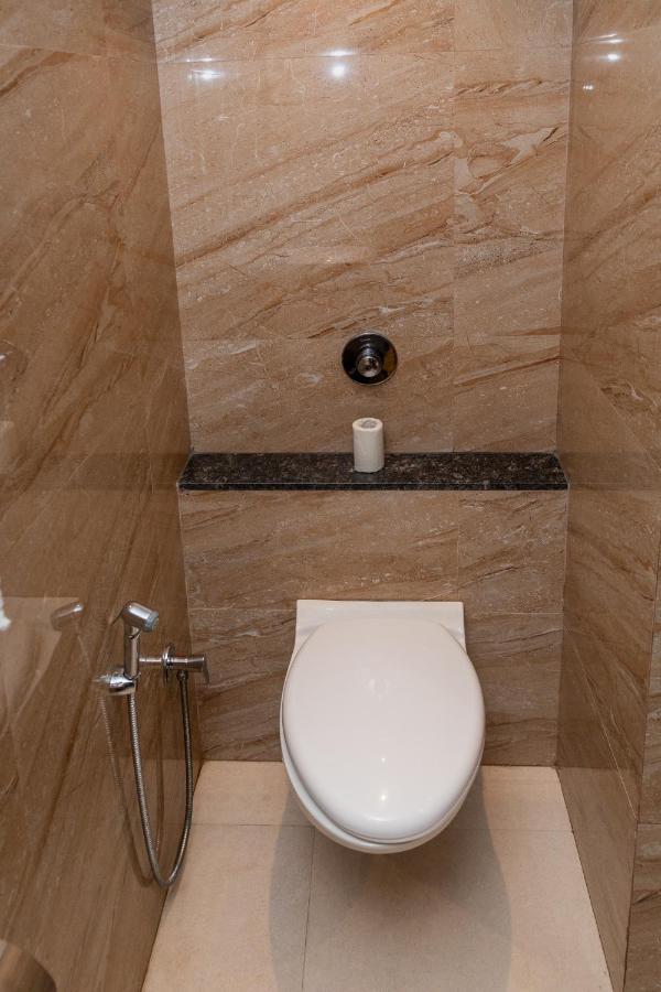 Pinnacle Grand Hotel Ahmedabad Exterior photo
